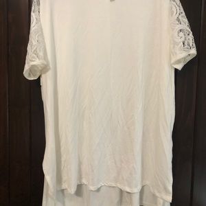White lace sleeved shirt, size 2xl